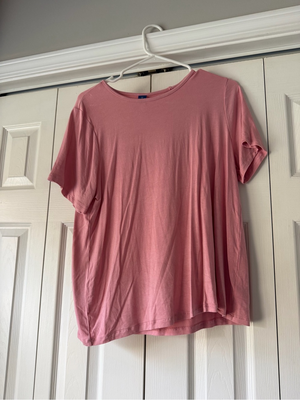 Old Navy Rose Pink Short-Sleeve Crew Tee